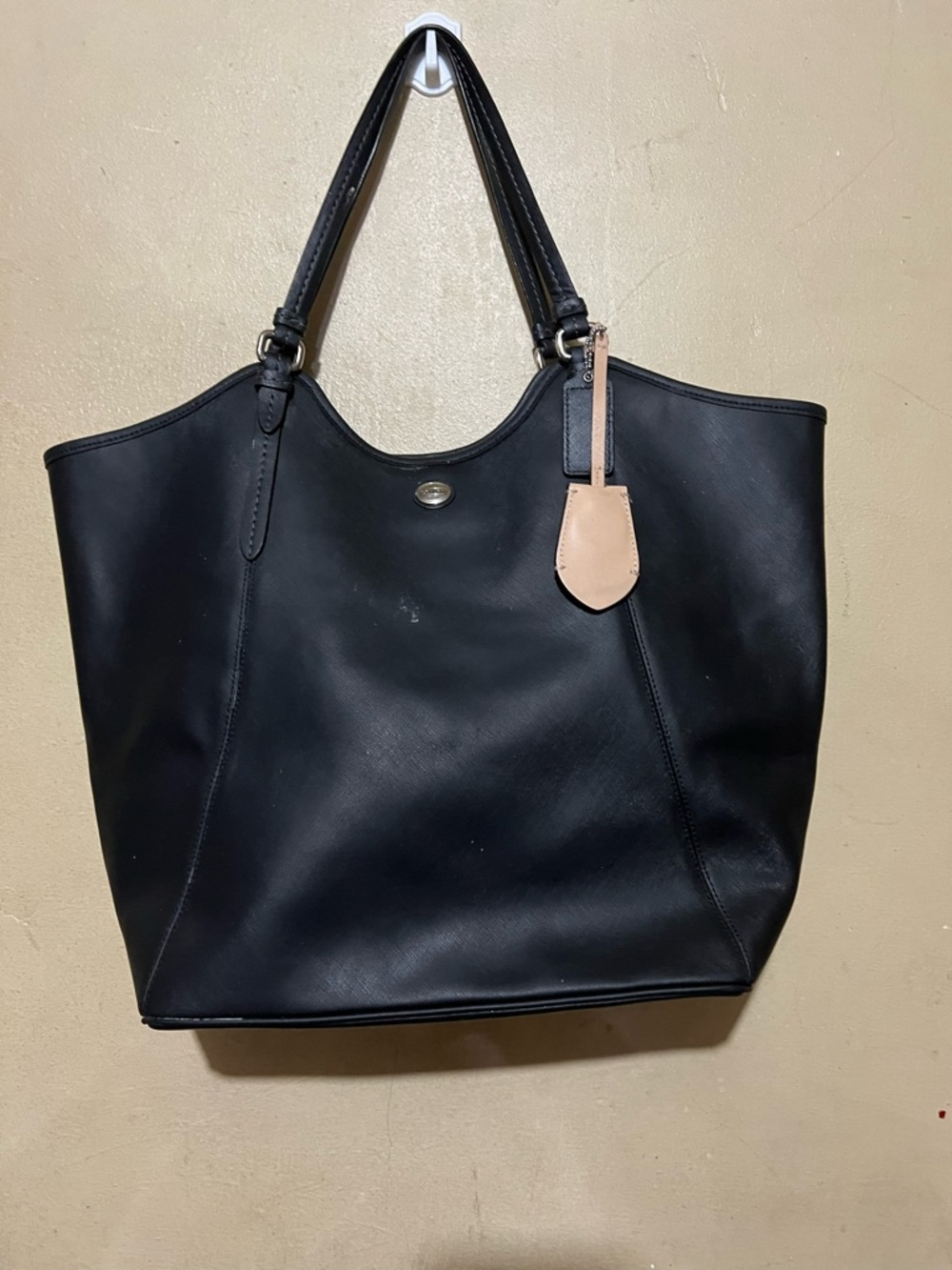 Coach Black Leather Tote with Neutral Tag